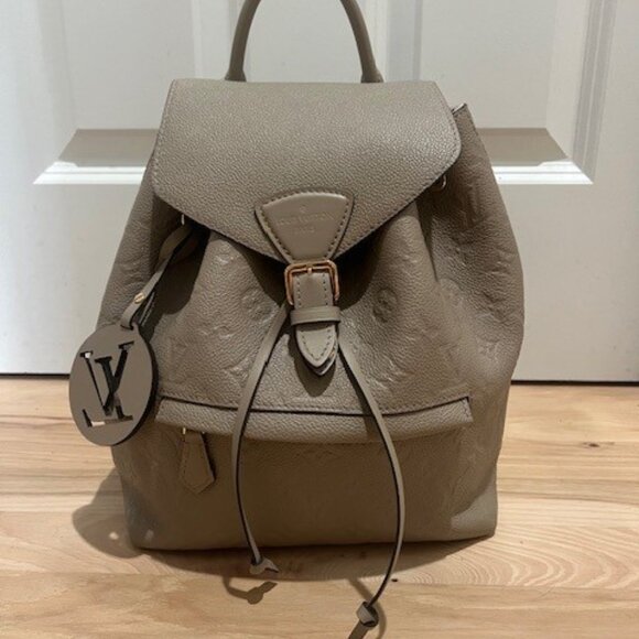 Louis Vuitton Montsouris Backpack - Picture 2 of 9